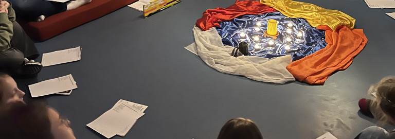 Foto der Gruppe beim Singen