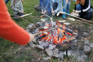 Osterfeuer Ostern Feuer Lagerfeuer Musik 3